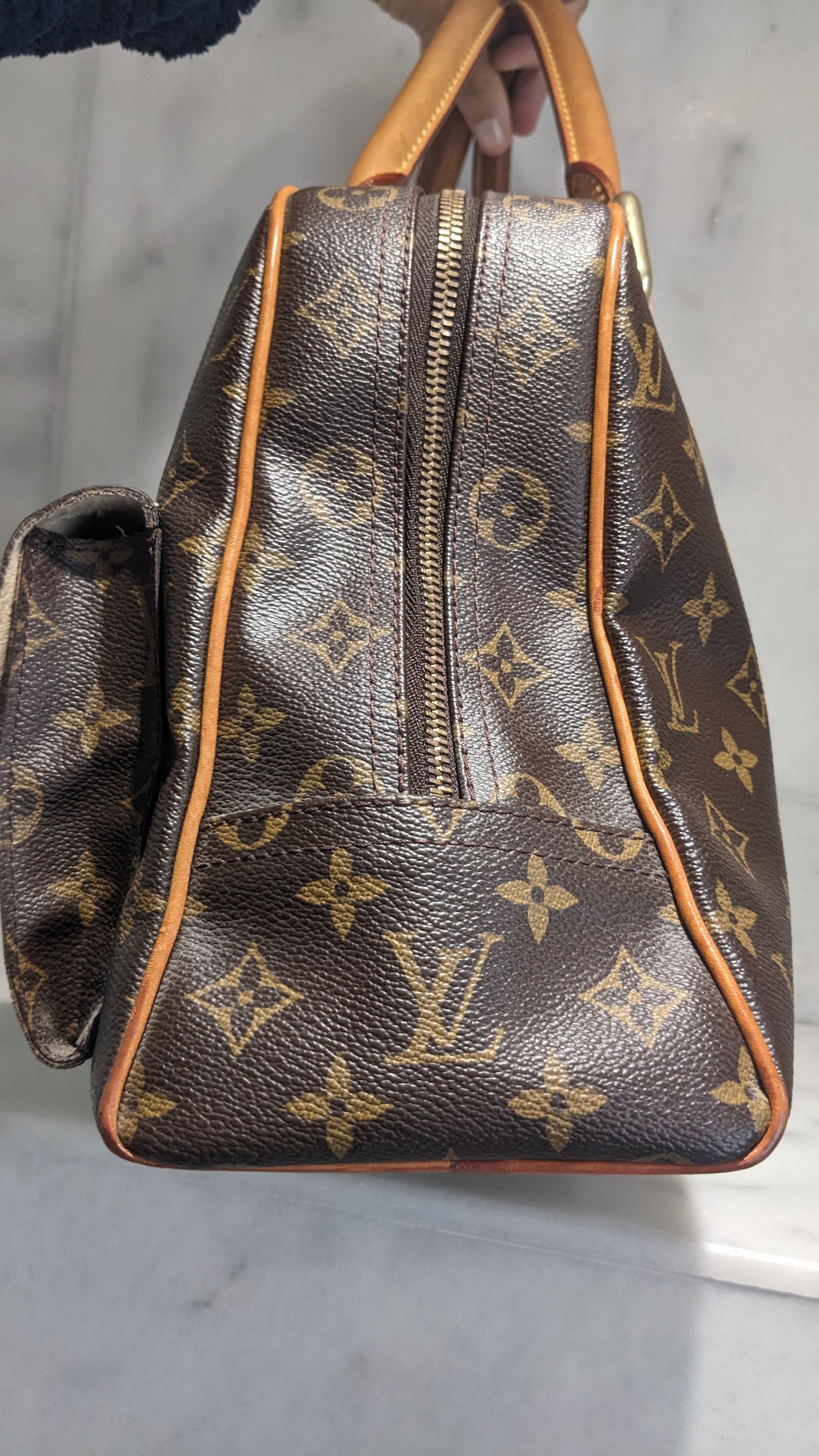 Louis Vuitton Manhattan