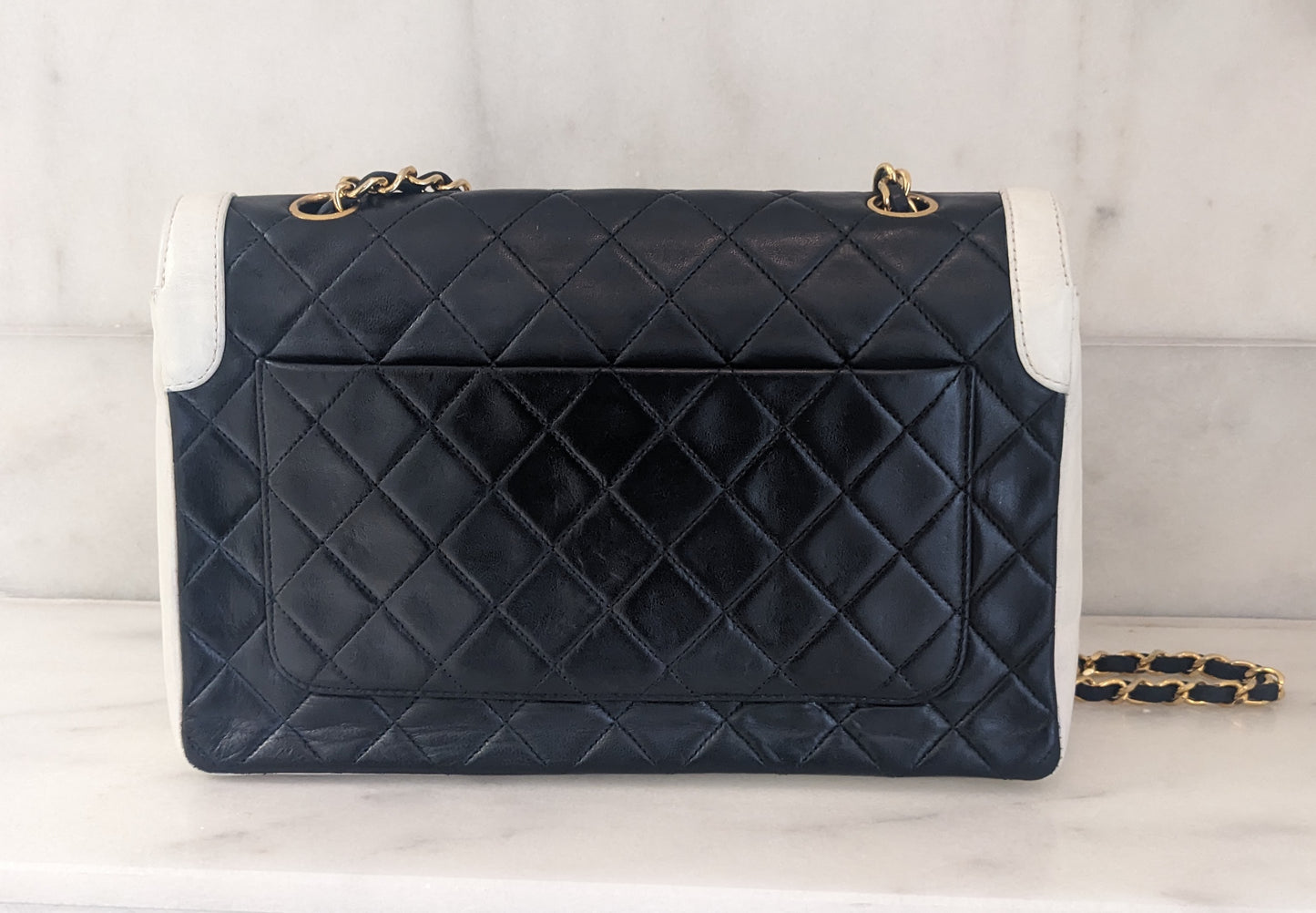 Chanel Timeless/Classic flap bag