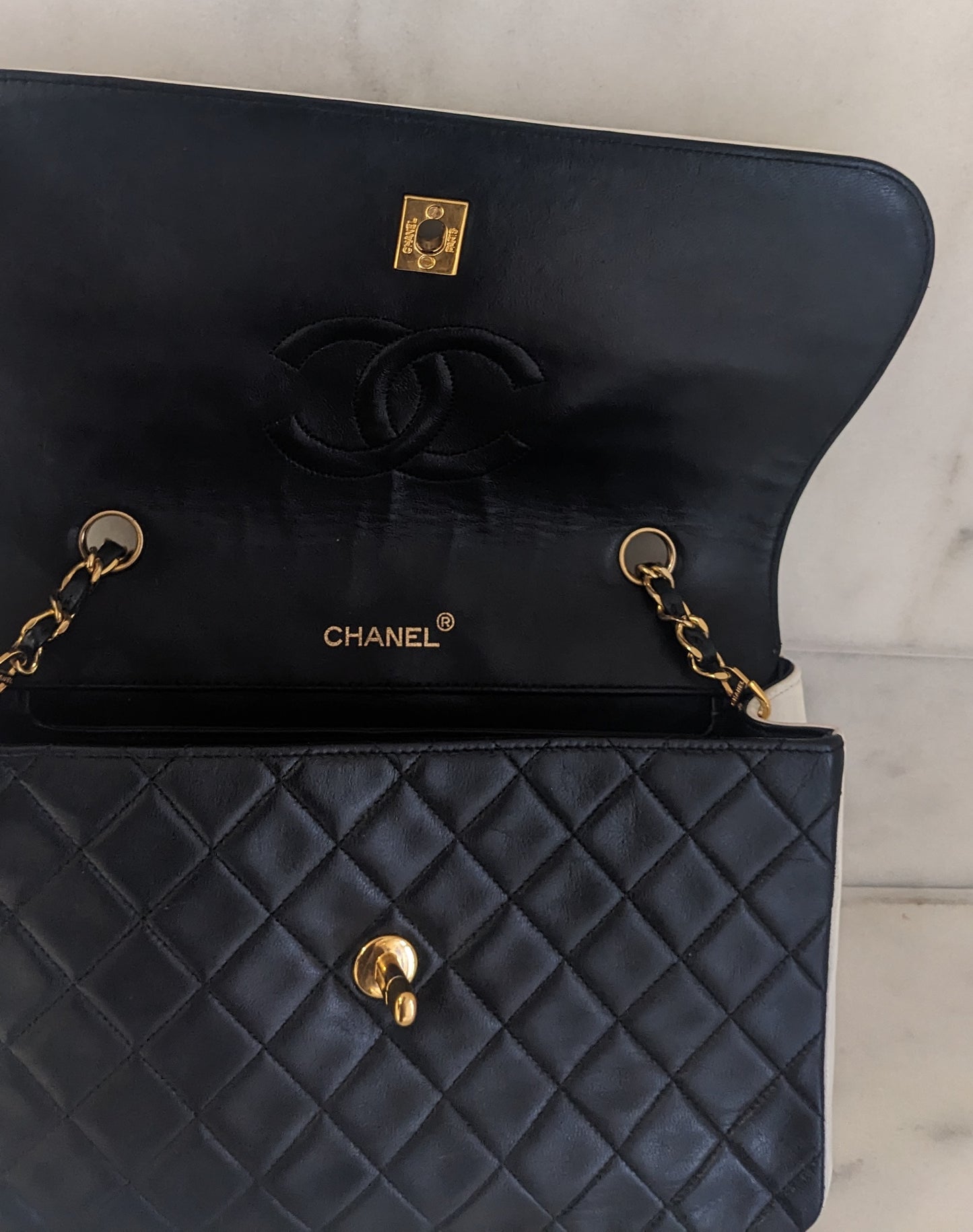 Chanel Timeless/Classic flap bag